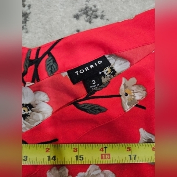 Torrid Tank Top - Picture 3 of 6